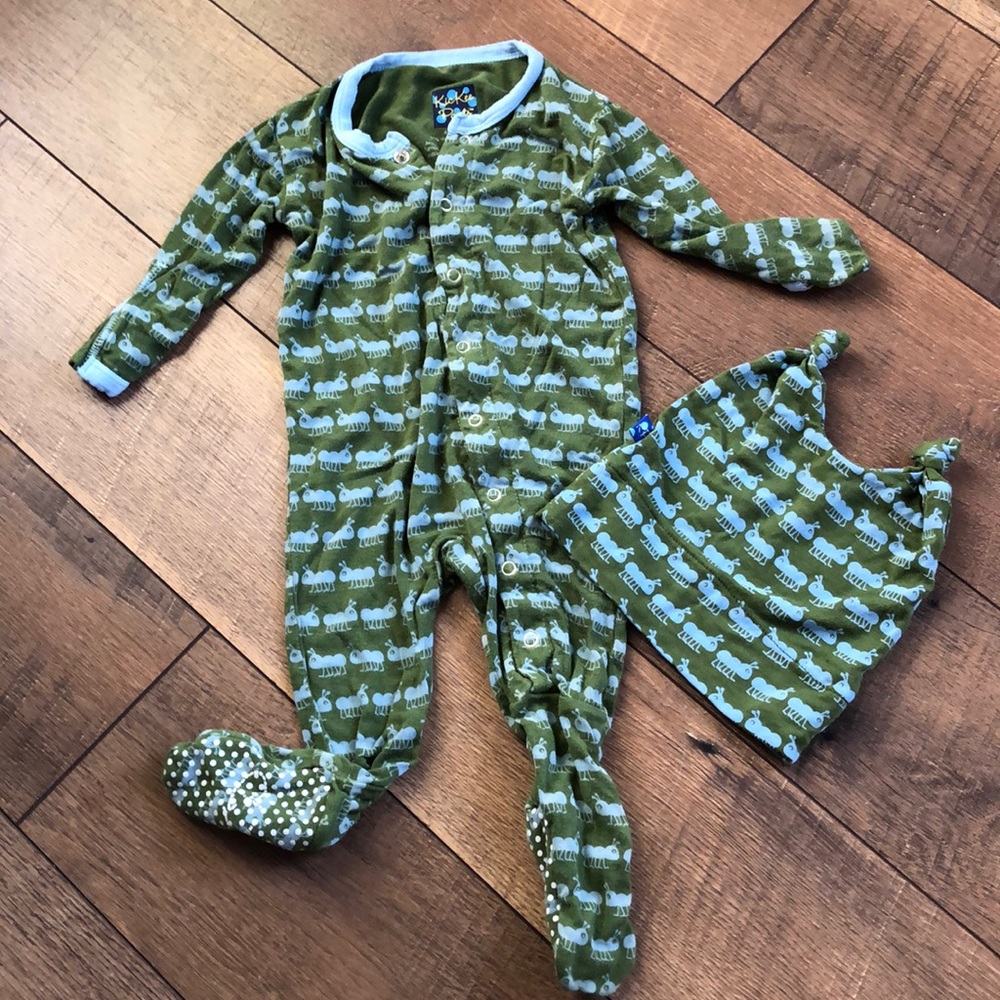 Kickee Pants footie with double knot hat!
